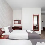 Hotel Maraton