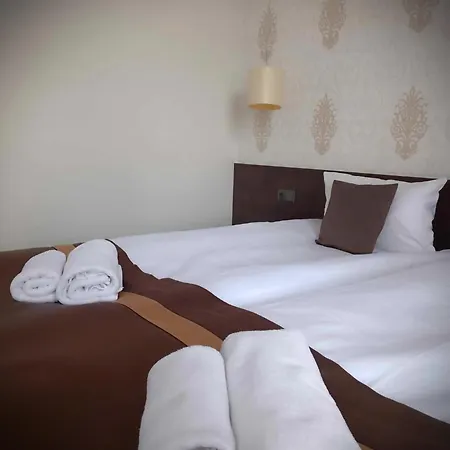 Maraton Hotell 3*