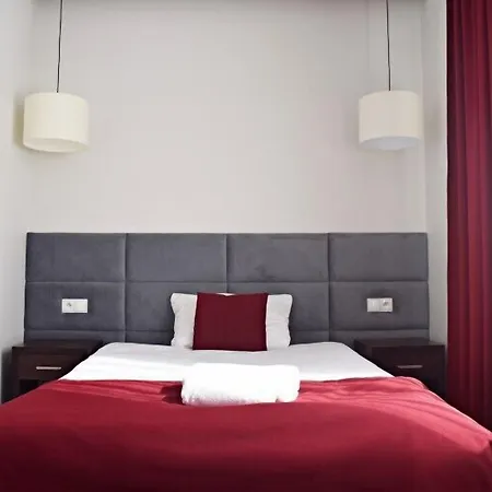 Maraton ホテル 3*