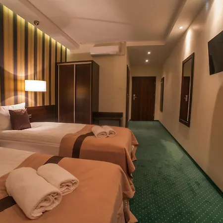 Maraton Hotel 3*